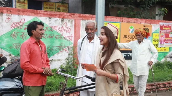 RAMEET SANDHU REENTERS CHHORIYAN CHALI GAON AS WILDCARD CONTESTANT (3)