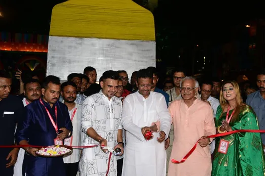Hazra Park Durgotsab Committee inaugurated the pavilion with Kolkata tallest 30 foot Durga idol themed Drishtikon (5)
