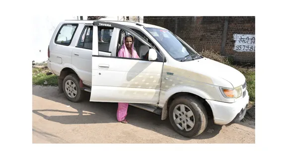 Red Bold Finance YouTube Thumbnail