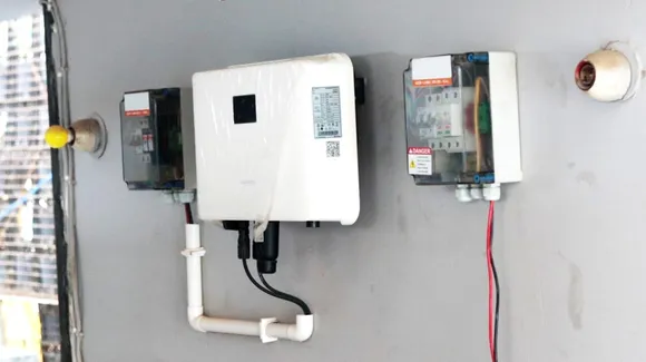 In conventional rooftop solar systems, the solar is linked with a solar inverter and ACDB and DCDB boxed as shown in the photo Photograph: (Manish Kumar)