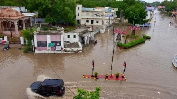 heavy rain in raj 02