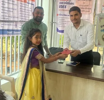 rajasthan-based-ias-devendra-meena-village-thoughts-changes-impact-social-post