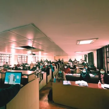 HIMSR students