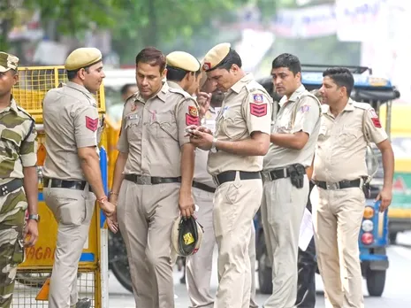 DELHI POLICE CRIME NEWS