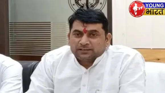 Dr Somendra Tomar