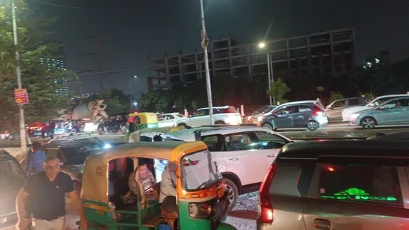 Traffic Jam in Greater Noida West