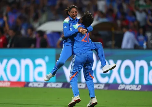 Harmanpreet Kaur and Arundhati Reddy