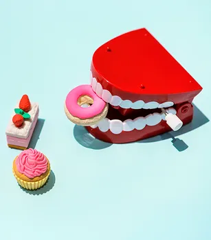 Battling Bad Breath: Understanding Halitosis for Seniors