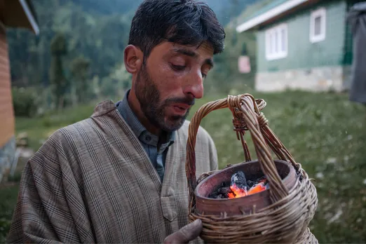 Charcoal fired hot basket known as Kangdi at Chatpal in Kashmir