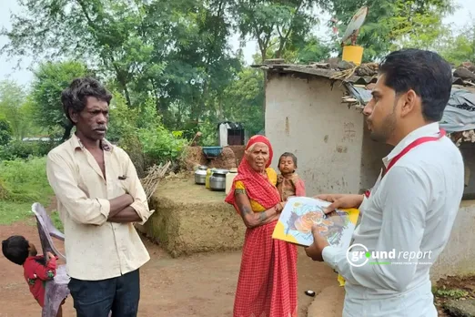 Janseva Mitra in Madhya Pradesh Protesting for their employment