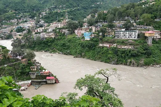 The main stream of the Ganges and the Alaknanda in Uttarakhand. Photo Credit: Japleenpasricha/Wikimedia Commons