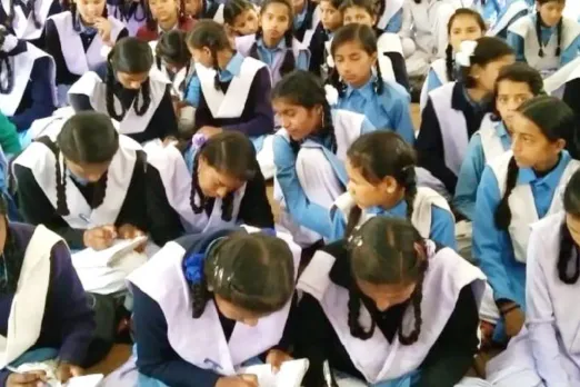 पर्याप्त सुविधाओं के अभाव से प्रभावित होती बालिका शिक्षा