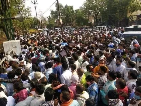 UP Panchayat elelctions no social distancing