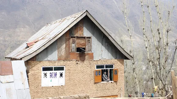 kashmir tourist village