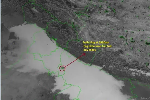 What is fog hole seen above Delhi?