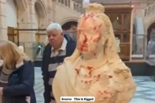 Name of climate activists pour jam over Queen victoria’s statue in UK