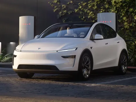 2025 tesla model y features