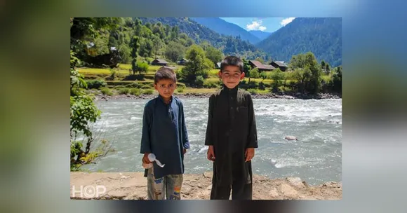 भारत-पकिस्तान सीमा पर बसे तीन बच्चो की दोस्ती की कहानी!