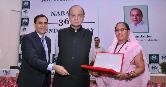 कभी दो मुट्ठी चावल से शुरुआत की, आज बन गया 40 करोड़ का समूह
