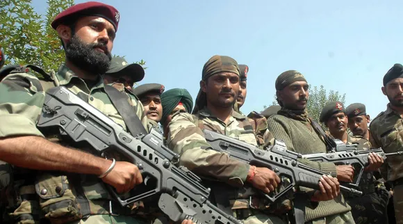 भारतीय सैनिकों को दुश्मन की नज़र से बचाएगा आईआईटी कानपूर का यह आविष्कार!