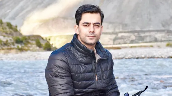 ग़रीब महिलाओं के मुफ़्त इलाज के लिए इस डॉक्टर ने अपनी जेब से खर्च किये 10 लाख रुपये!