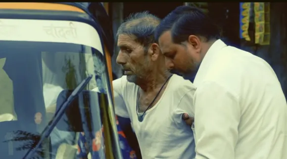 बीमार-ज़रूरतमंद लोगों को अपने ऑटो से मुफ़्त में अस्पताल पहुंचता है यह ऑटो वाला!