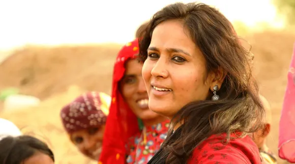 इस महिला ने तीन सालों में बनवा दिए 87 तालाब, लाखों खानाबदोशों को दिलाया पहचान पत्र!