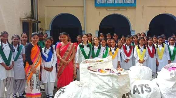 प्लास्टिक वापसी अभियान: 20 सरकारी स्कूल, 5200 छात्र, 555 किग्रा प्लास्टिक वेस्ट!