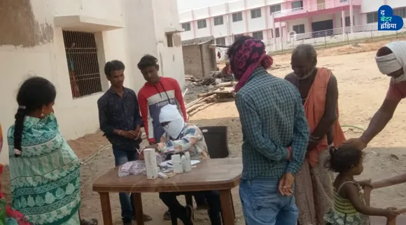 फंसे श्रमिकों को चंद घंटों में मिली राशन और चेकअप की सुविधा, प्रशासन का सराहनीय कदम