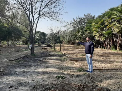 मल्टीनेशनल की नौकरी छोड़ी, केंचुआ खाद बेचकर कमाते हैं करोड़ों