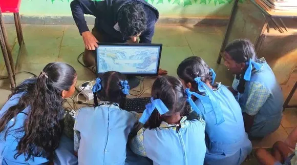 इंजीनियर के आईडिया का कमाल, 15,500+ बच्चों को मिल रही है मुफ्त कंप्यूटर की शिक्षा!