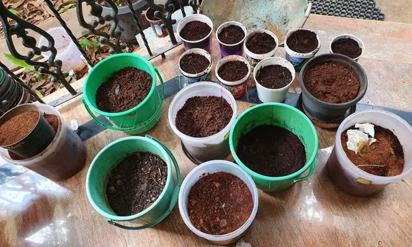 #DIY: जानिए कैसे घर पर पड़ी बेकार चीजों से बना सकते हैं ‘होम कंपोस्टिंग बिन'