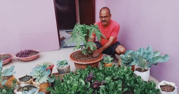 शहर में सब्जियां उगाकर गाँव भी भेजते हैं, लखनऊ के चौधरी राम करण
