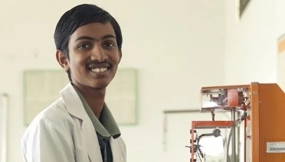 Government Scholarship For Girls & Specially Abled Will Help In Studies