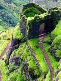 best treks in Maharashtra (1)