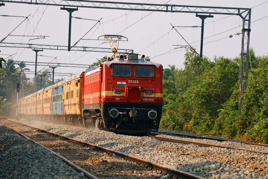Today thousands of trains run in our country every day but today we are going to tell you about such a train of the country which is considered to be the longest distance train of the country.