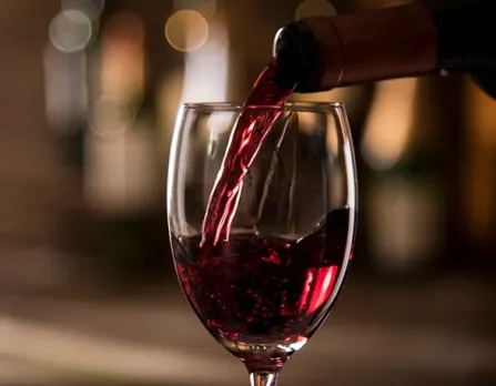 Red wine is very beneficial for our body and this is why many doctors also recommend it. If you are also going to the shop to buy red wine, then today we are telling you about the best wines of India