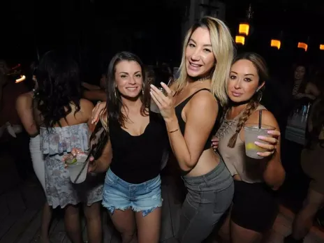 Best nightlife city : नाइटलाइफ के लिए मशहूर हैं दुनिया के ये शहर 