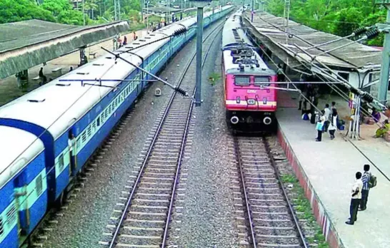 Today there are thousands of railway stations in the country on which lakhs of passengers travel every day. Today we are going to tell you about the biggest railway stations of the country on which you will get tired of walking