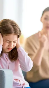 Parenting Tips : बात-बात पर बहस करने लगा है आपका बच्चा