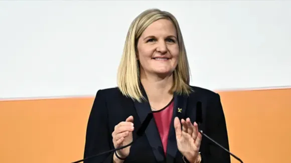 kirsty coventry first woman ioc president