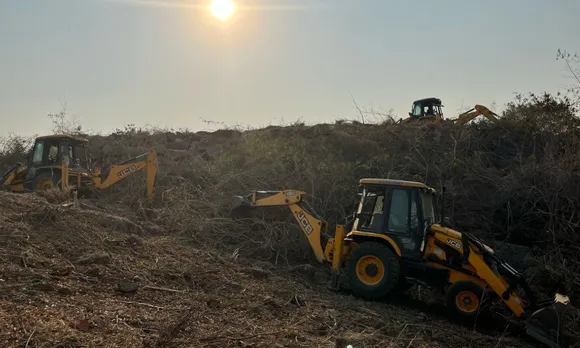 Supreme Court Stays On Tree Cutting In Hyderabads Kanchan Gachibowli