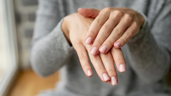 Strengthen Weak And Lifeless Nails In These 5 Ways, Let's Know