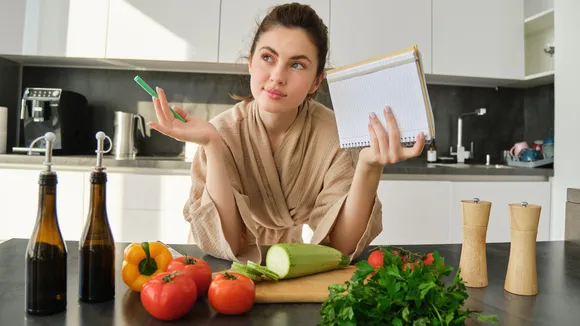 Want to control PMS Include these nutrients in your diet