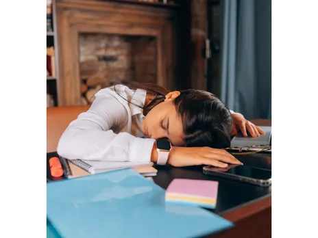 Lazy(Freepik)