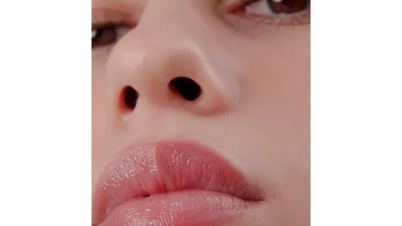 Pink Lips (Beauty).png