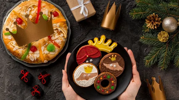 Christmas Dishes (Freepik).