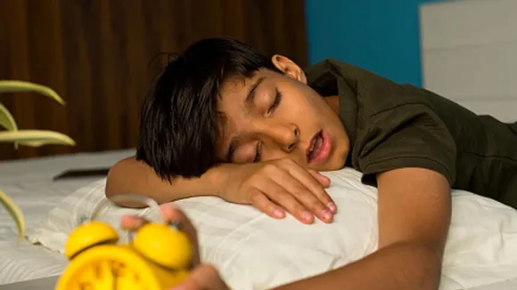 If Children Cannot wake up to go to school then follow 5 tips
