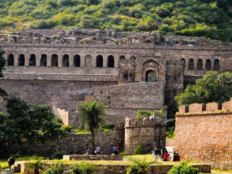 haunted-places-in-India-1.jpg