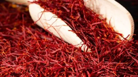 saffron (Pinterest)